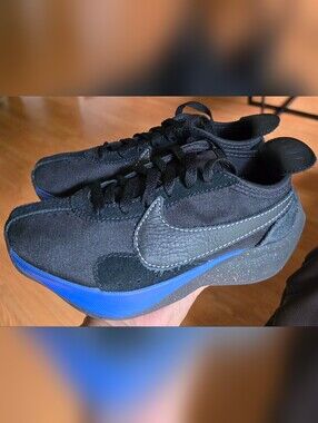 Sz 4 Big Kids NIKE MOON RACER QS 'Racer Blue'